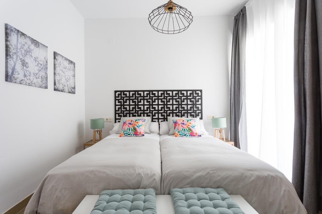 Apartamentos Alberto Lista 9 Севилья Экстерьер фото