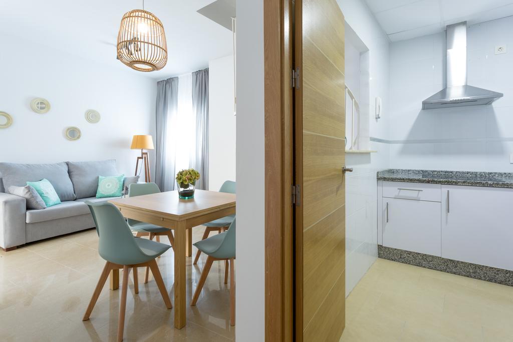 Apartamentos Alberto Lista 9 Севилья Экстерьер фото