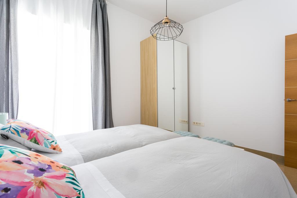 Apartamentos Alberto Lista 9 Севилья Экстерьер фото